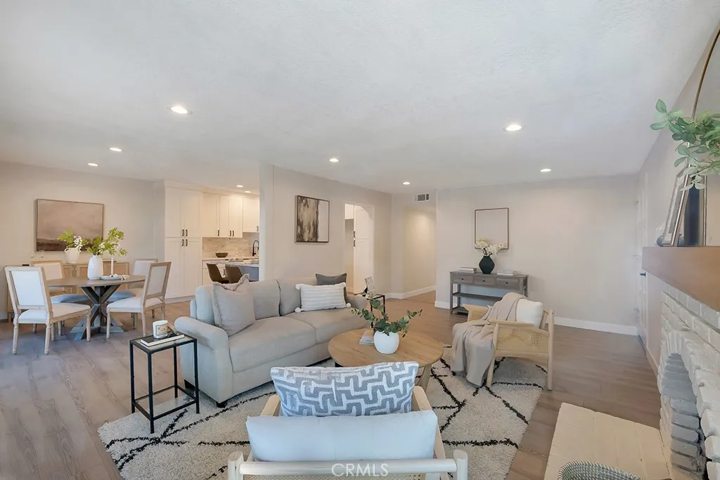 Additional image 32 of 27039 Rio Prado Dr, Valencia, CA 91354