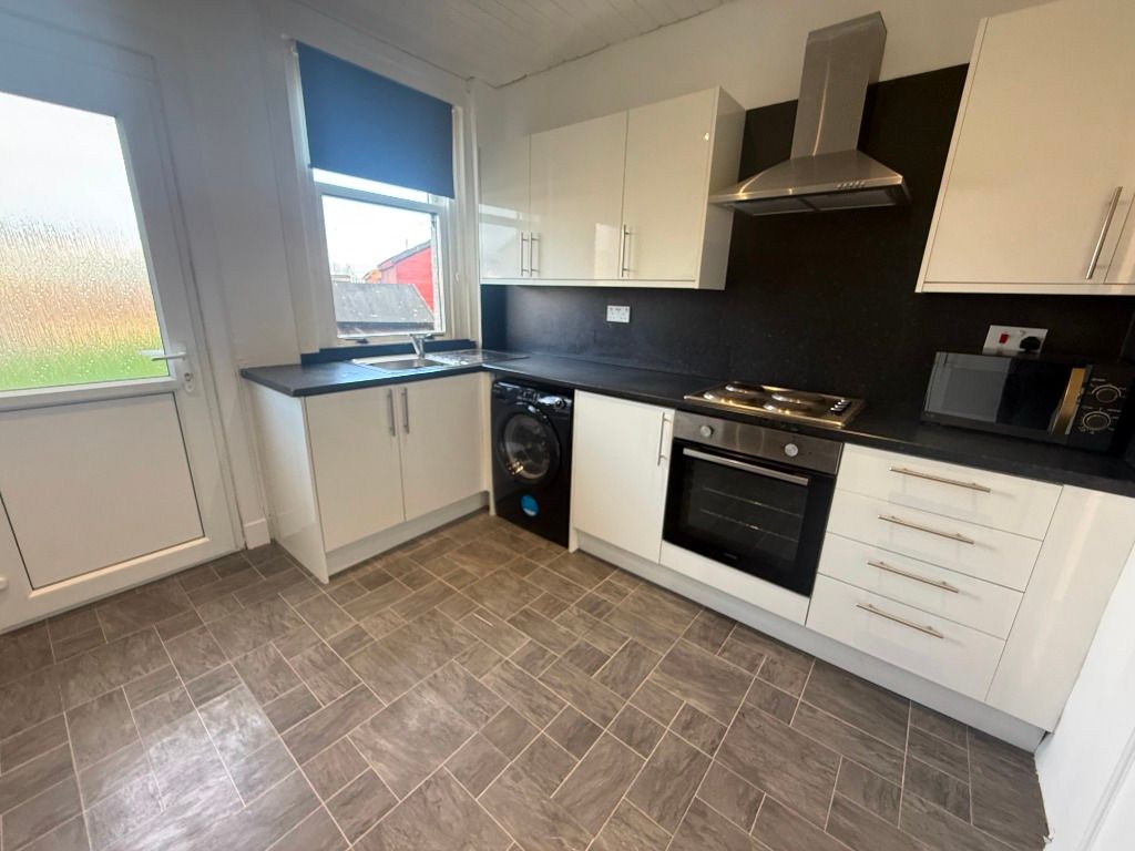 Additional image 4 of 3 bed flat to rentWhitecraig Road, Whitecraig, East Lothian EH21