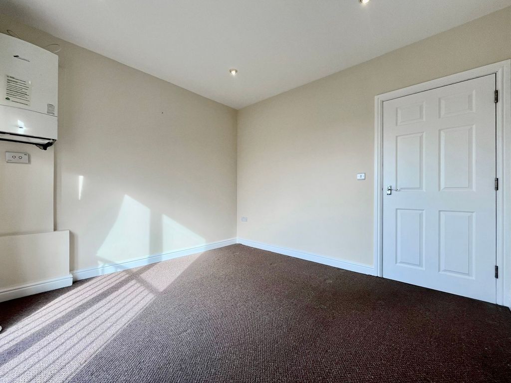 Additional image 19 of 2 bed flat to rentChepstow Road, Newport NP19