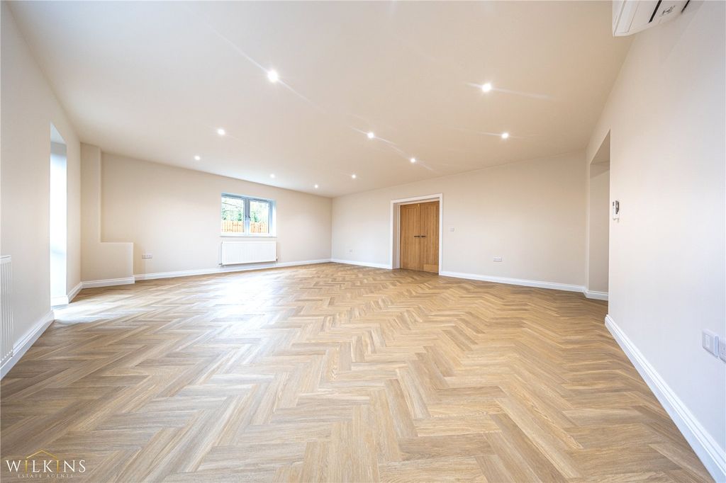 Additional image 15 of 6 bed detached house to rentPark Lane, Bonehill, Tamworth, Staffordshire B78