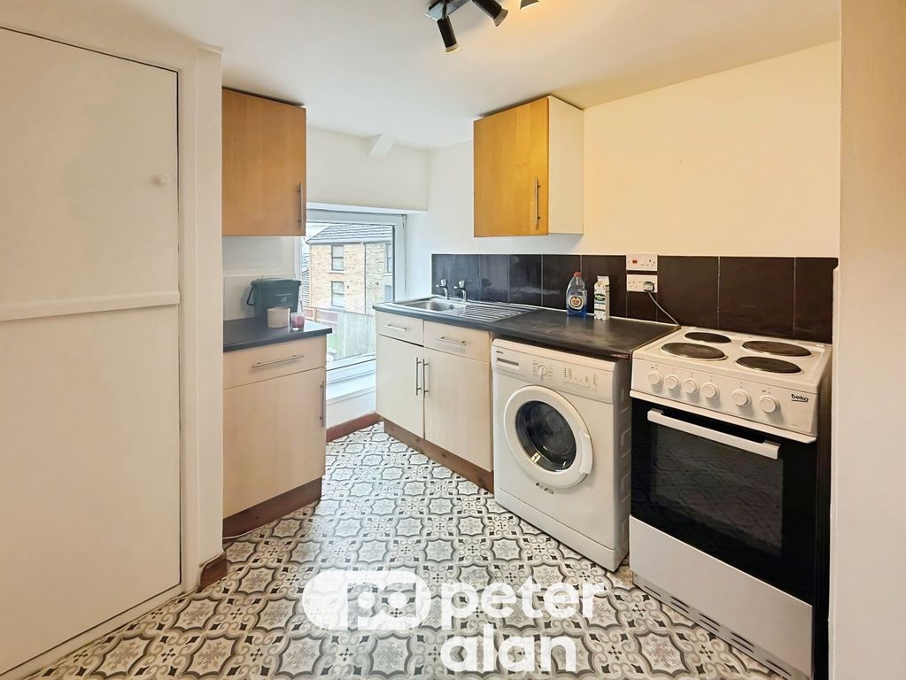 Additional image 3 of 2 bed flat to rentWaunrhydd Road, Porth CF39