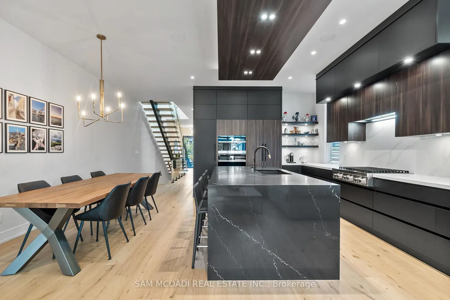 Additional image 6 of 39 Oakwood Avenue