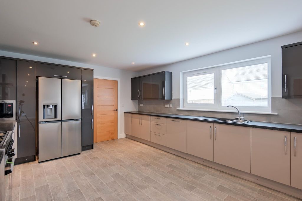 Additional image 38 of 4 bed detached house to rent44 Kilncadzow Road, Carluke ML8
