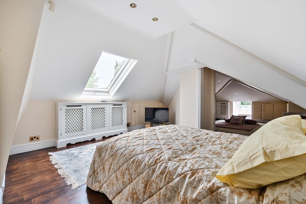 Additional image 27 of 5 bed detached house to rentHighmoor Cross, Henley-On-Thames RG9