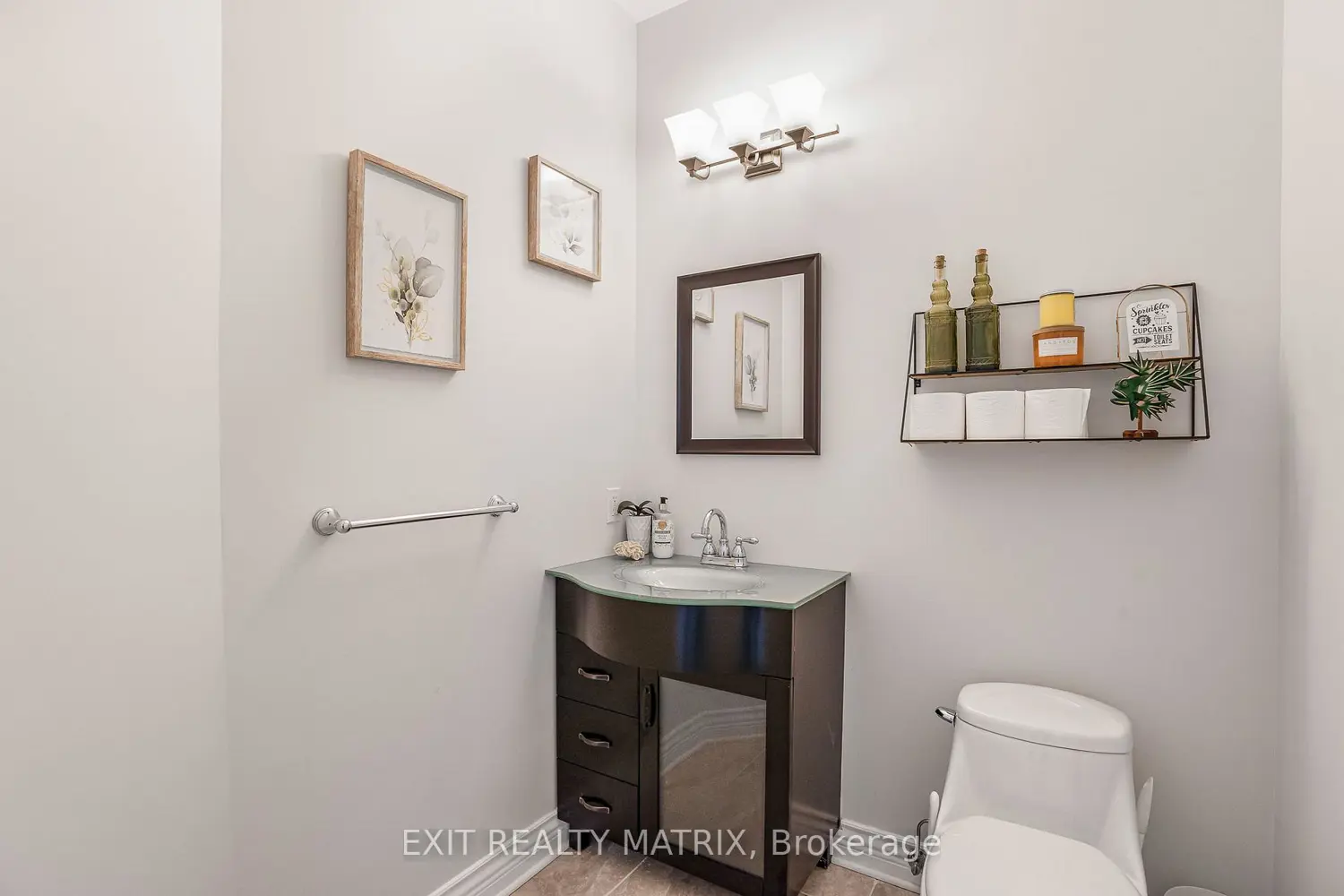 Additional image 11 of 64 Radstock Lane 5