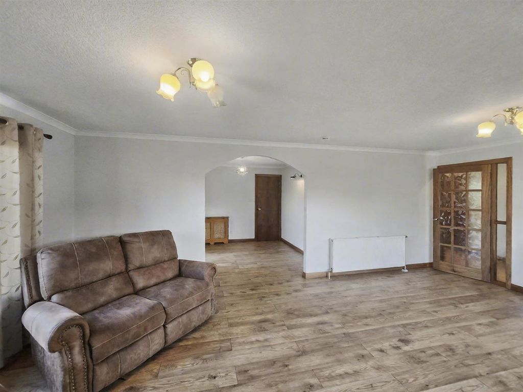 Additional image 5 of 2 bed detached bungalow to rentPerth Road, Crieff PH7