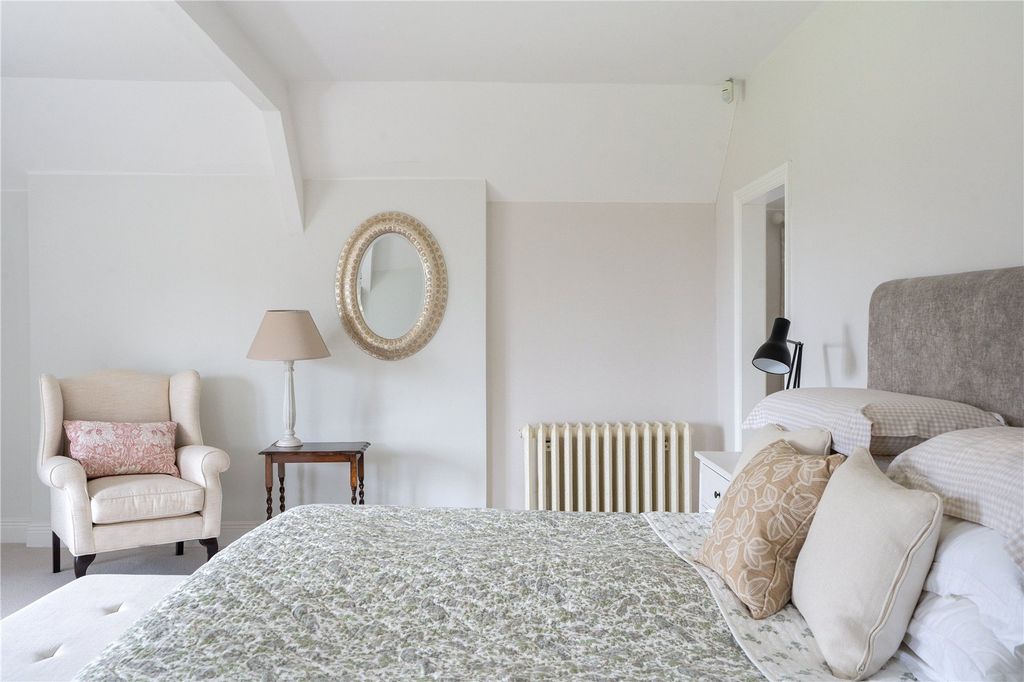 Additional image 28 of 6 bed detached house to rentBagendon, Cirencester, Gloucestershire GL7
