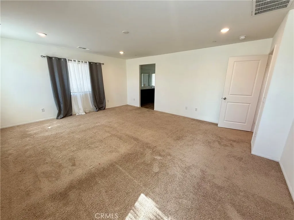 Additional image 40 of 13886 Camino Cinco St, Victorville, CA 92392