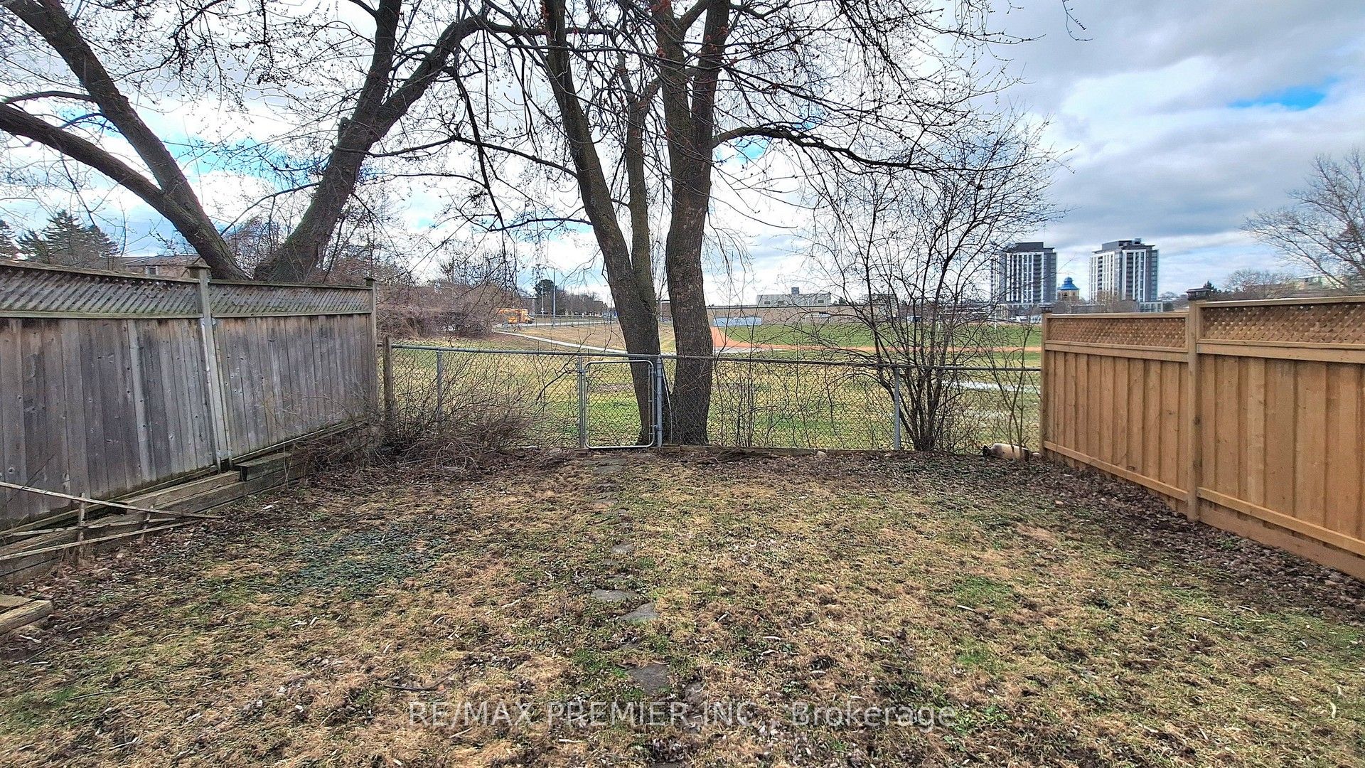 Additional image 2 of 742 Beman Drive, Newmarket, ON, L3Y 4Z2