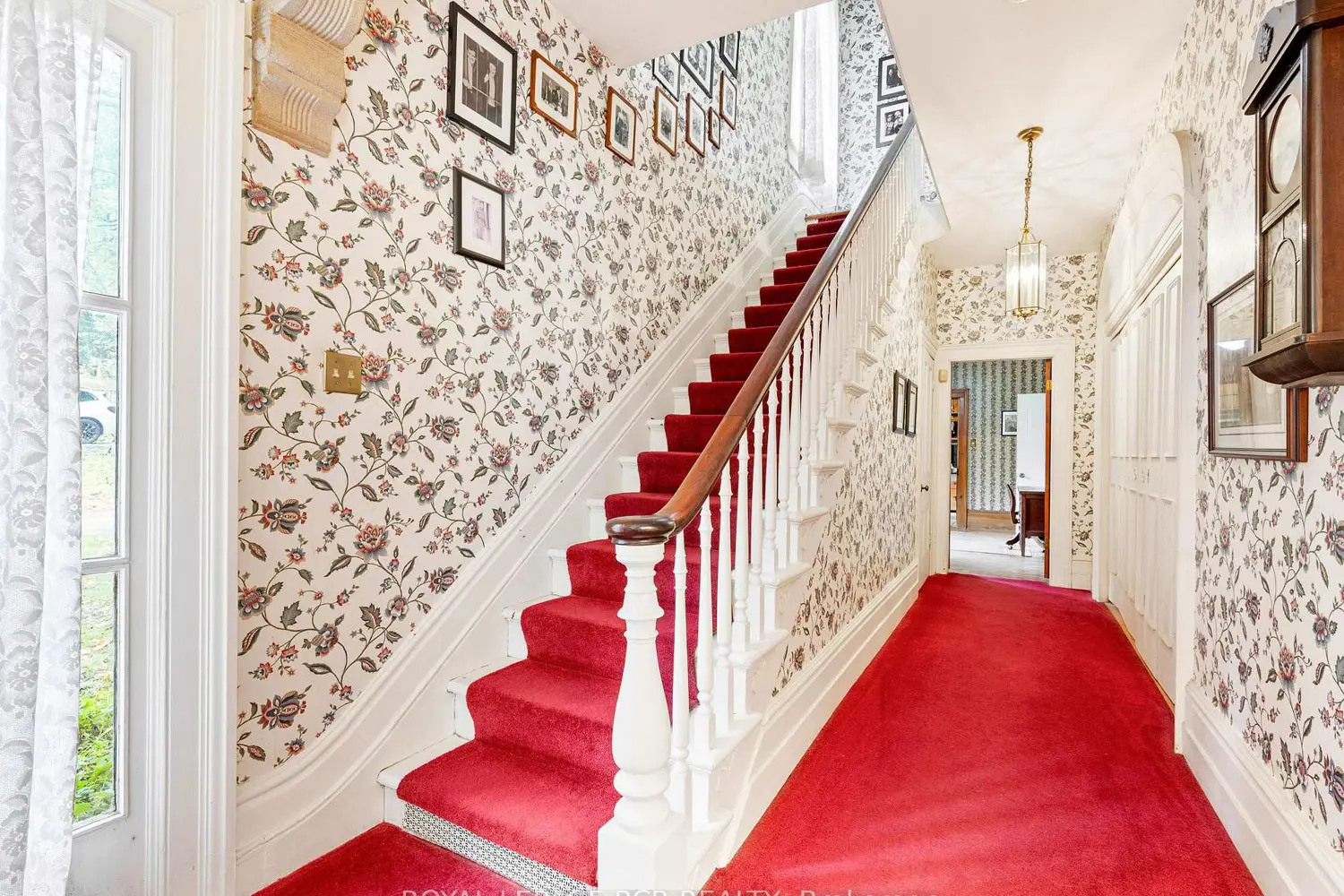 Additional image 9 of 11 Third Avenue