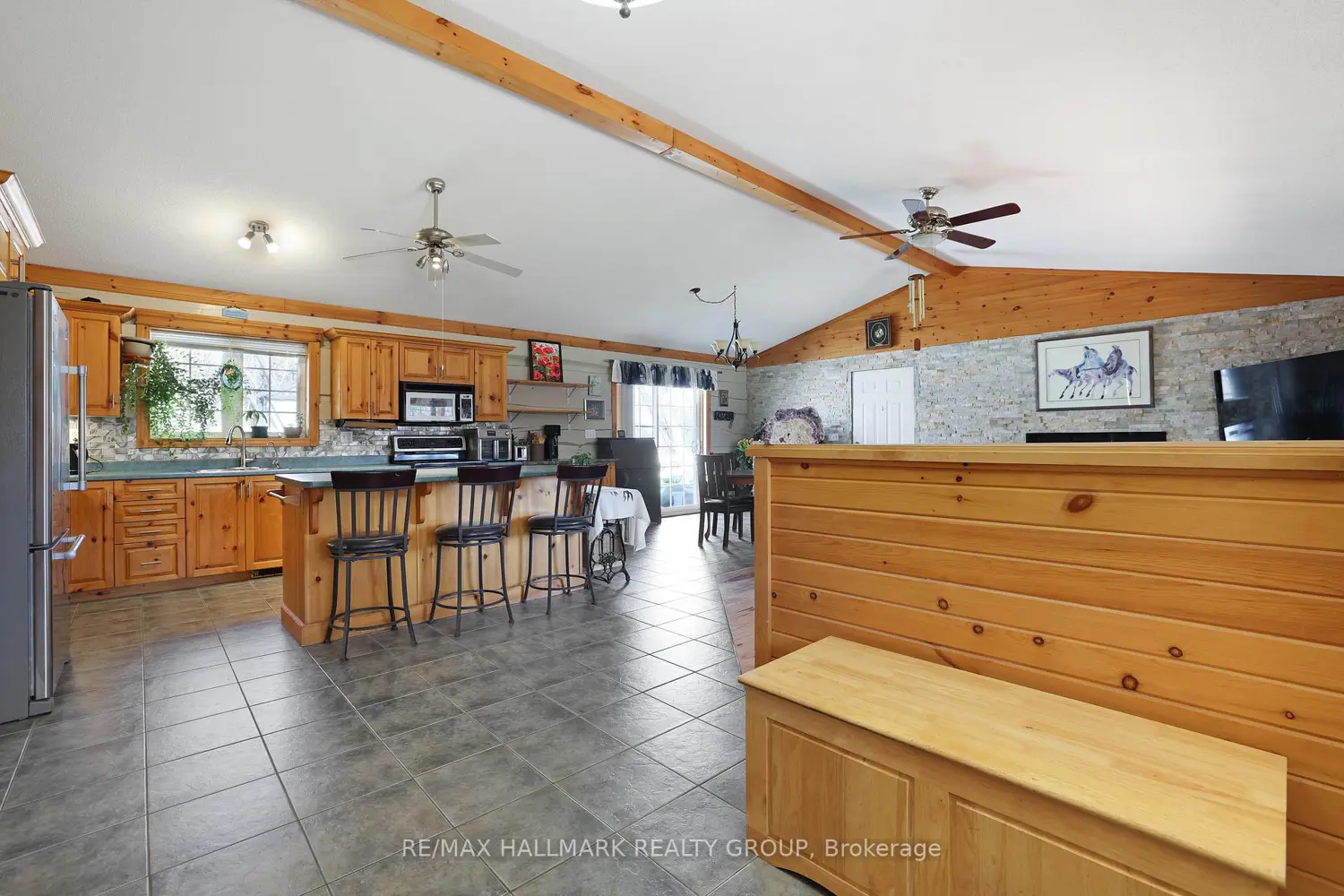 206 Old Pakenham Road photo 3