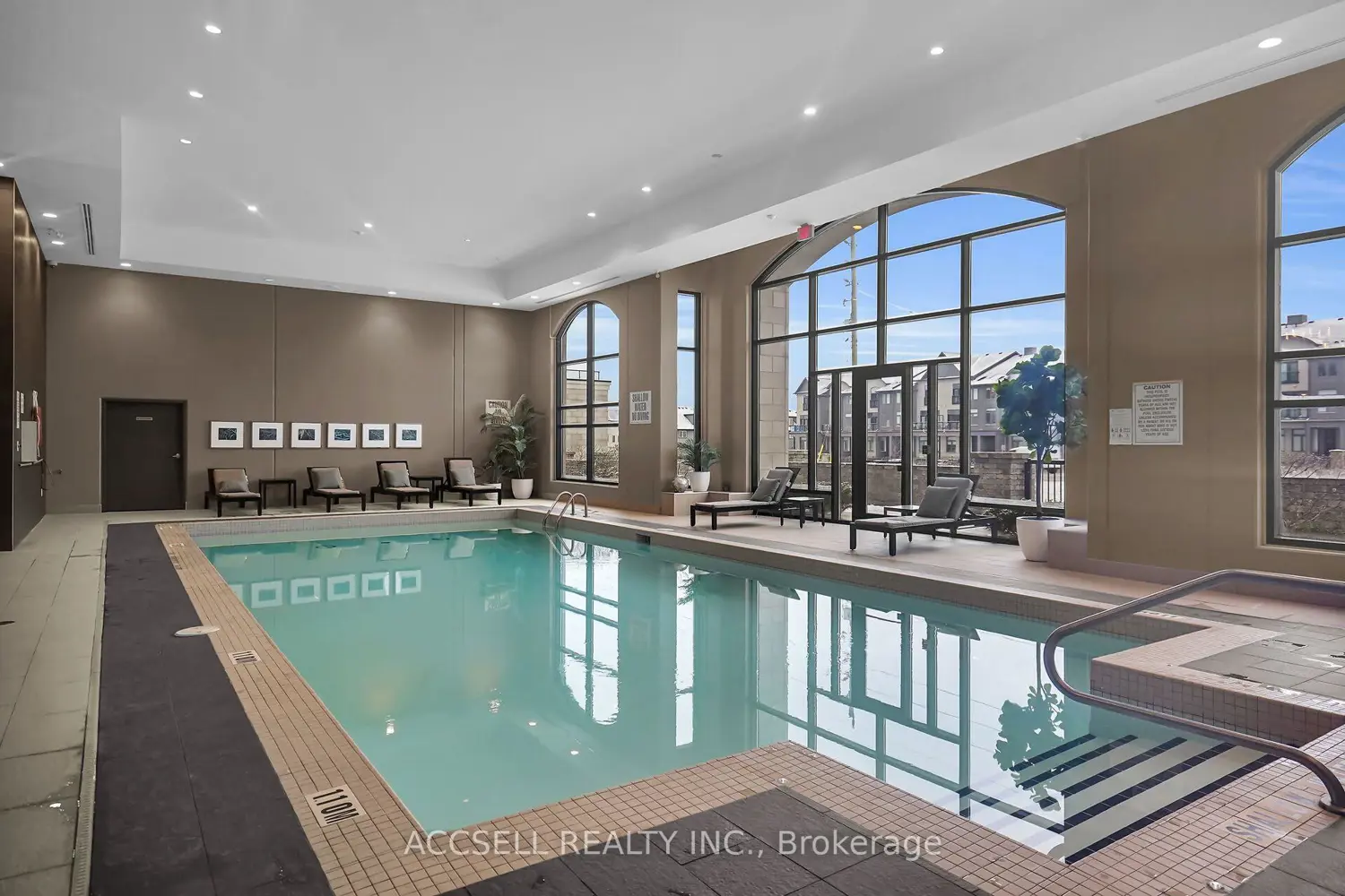 Additional image 18 of 260 Villagewalk Boulevard 902