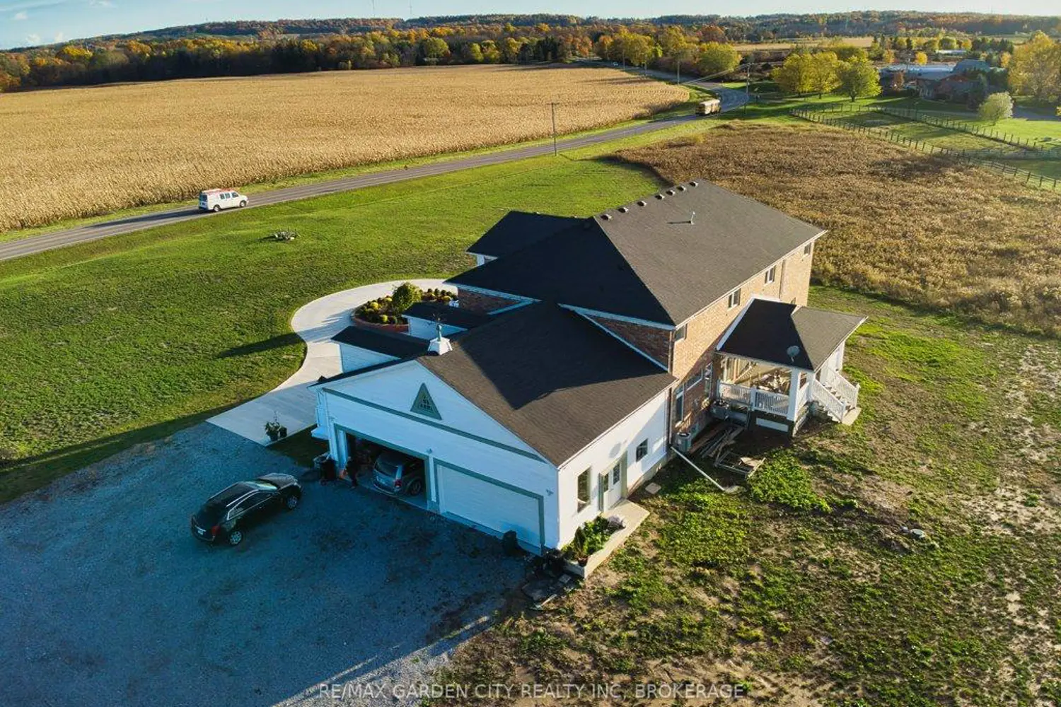 Additional image 16 of 2400 Effingham Street