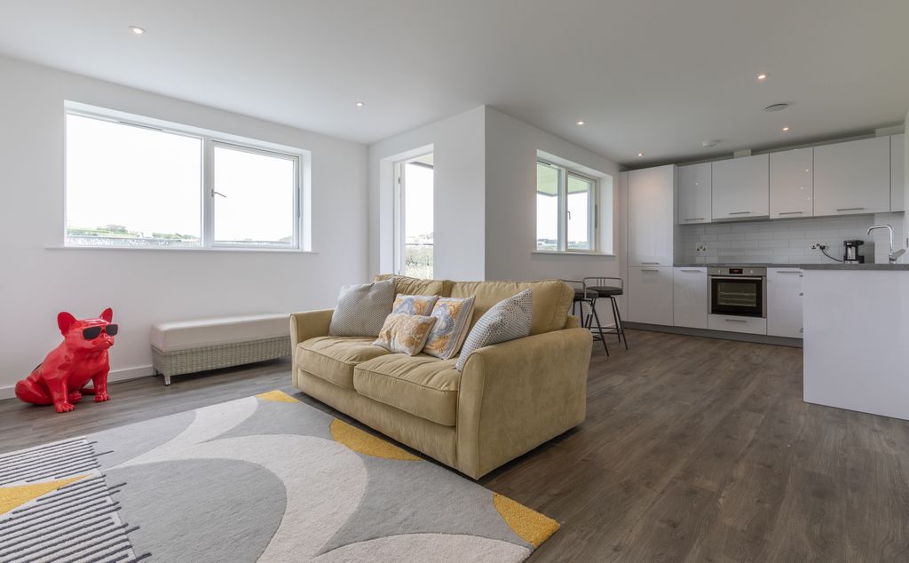 Additional image 4 of 2 bed flat to rentLa Rue De La Chesnaie, St. Peter, Jersey JE3