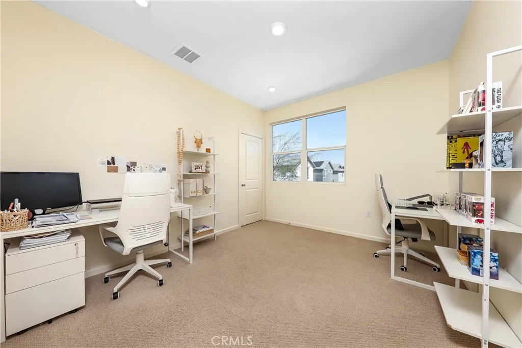 Additional image 22 of 260 Summerville LN, Palmdale, CA 93551