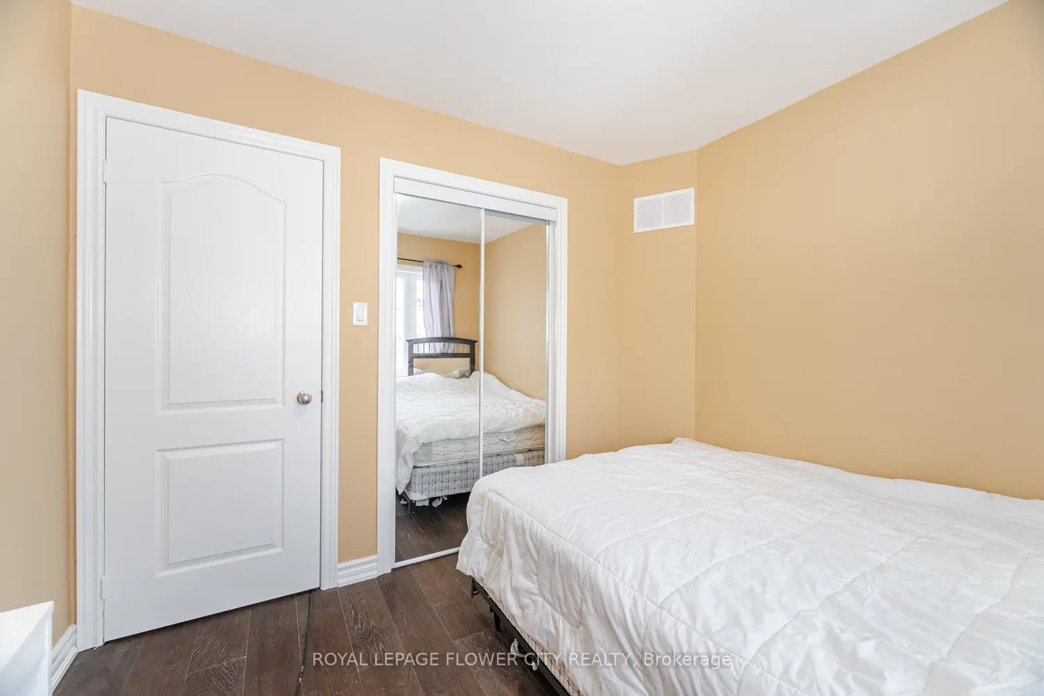 Additional image 14 of 68 Denton Circle