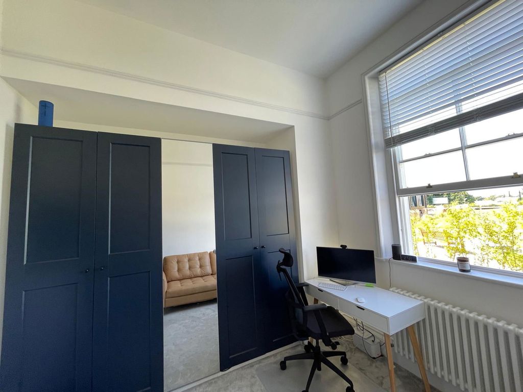 Additional image 13 of 2 bed flat to rentWybourn Gate, Southport PR8