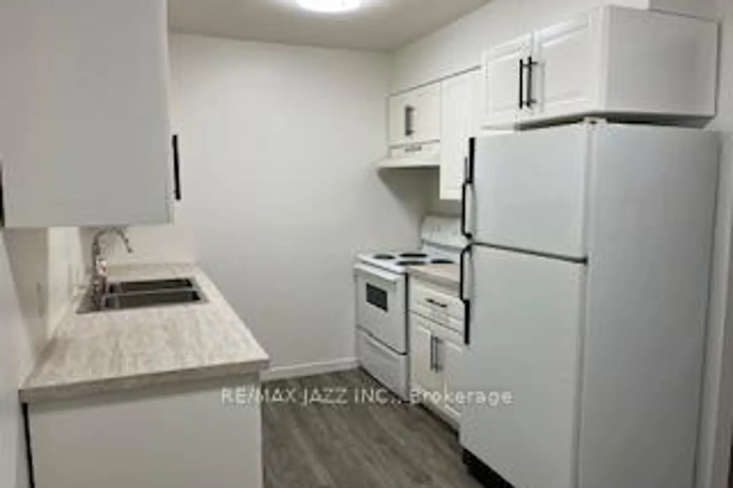 Additional image 8 of 416 Gill Street