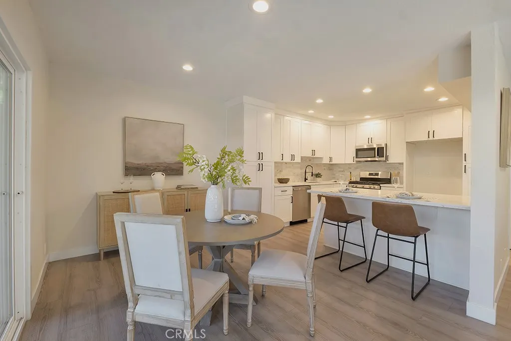 Additional image 10 of 27039 Rio Prado Dr, Valencia, CA 91354