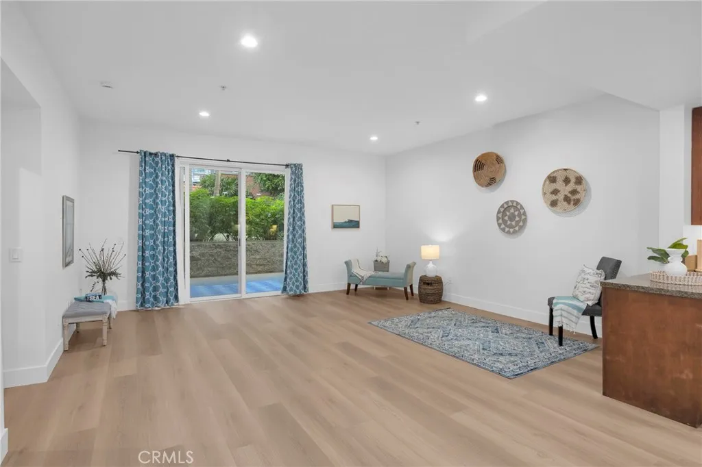 Additional image 9 of 300 E 4th St Unit 115, Long Beach, CA 90802