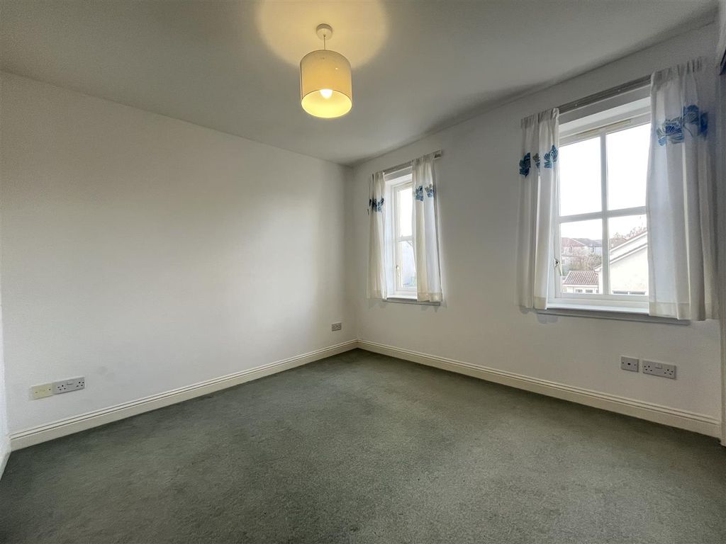 Additional image 6 of 2 bed flat to rentSouth Inch Court, Perth PH2