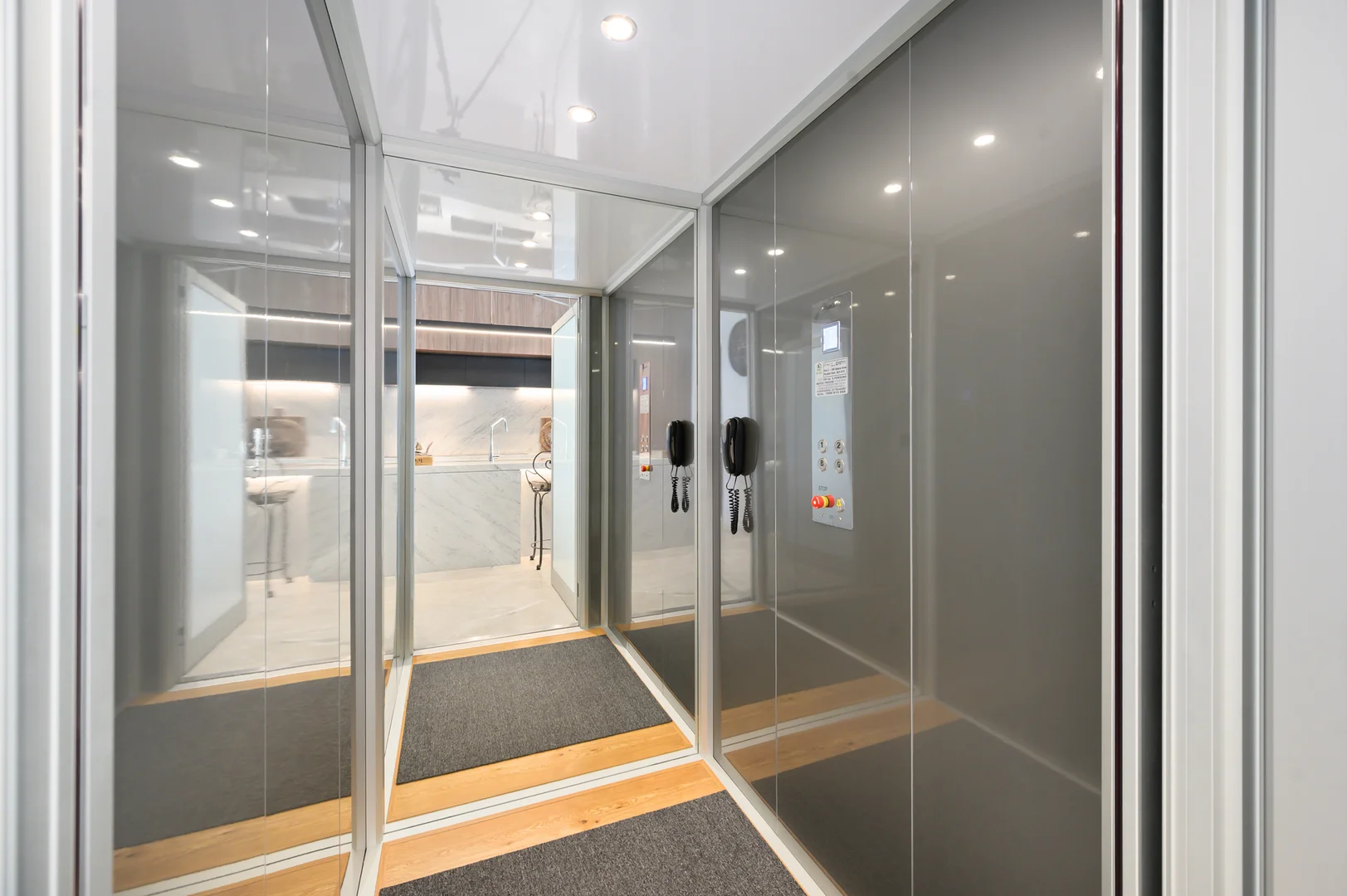 Additional image 14 of 5/2 Marina Promenade, Paradise Point QLD 4216