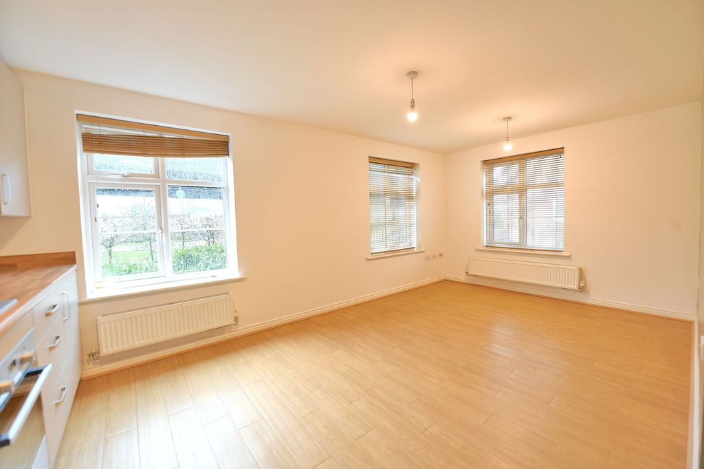 Additional image 7 of 2 bed flat to rentAnderson Grove, Newport NP19