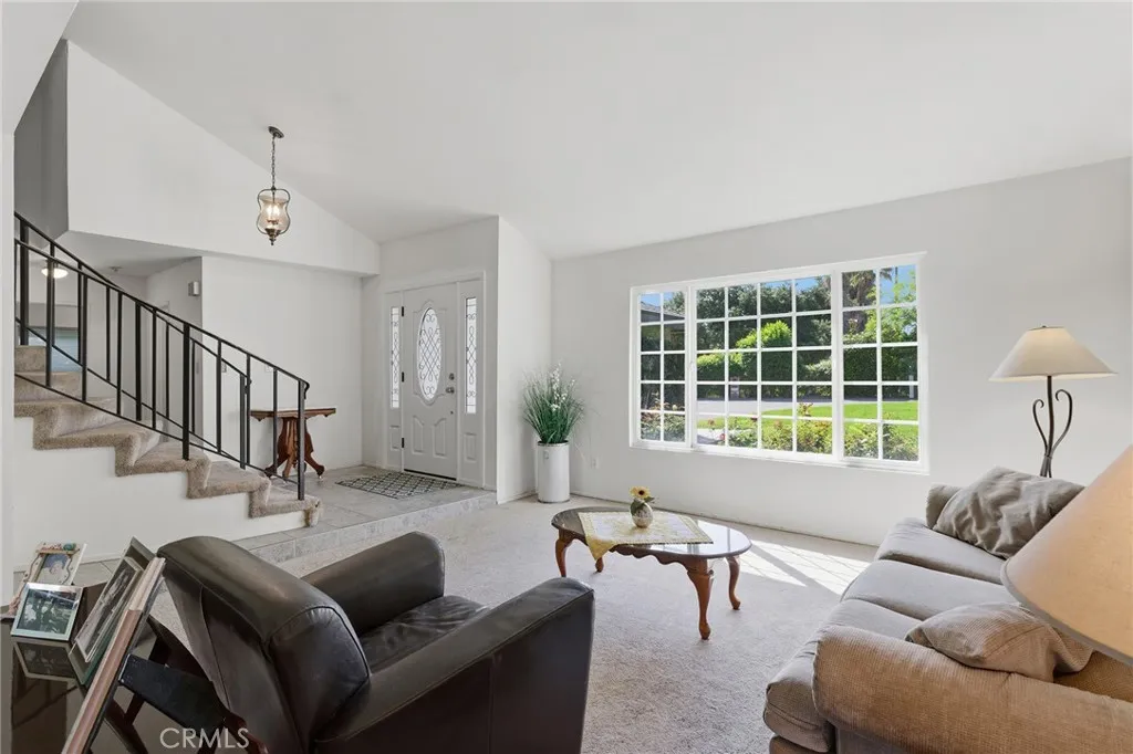 Additional image 49 of 22963 Collins Street, Woodland Hills, CA 91367