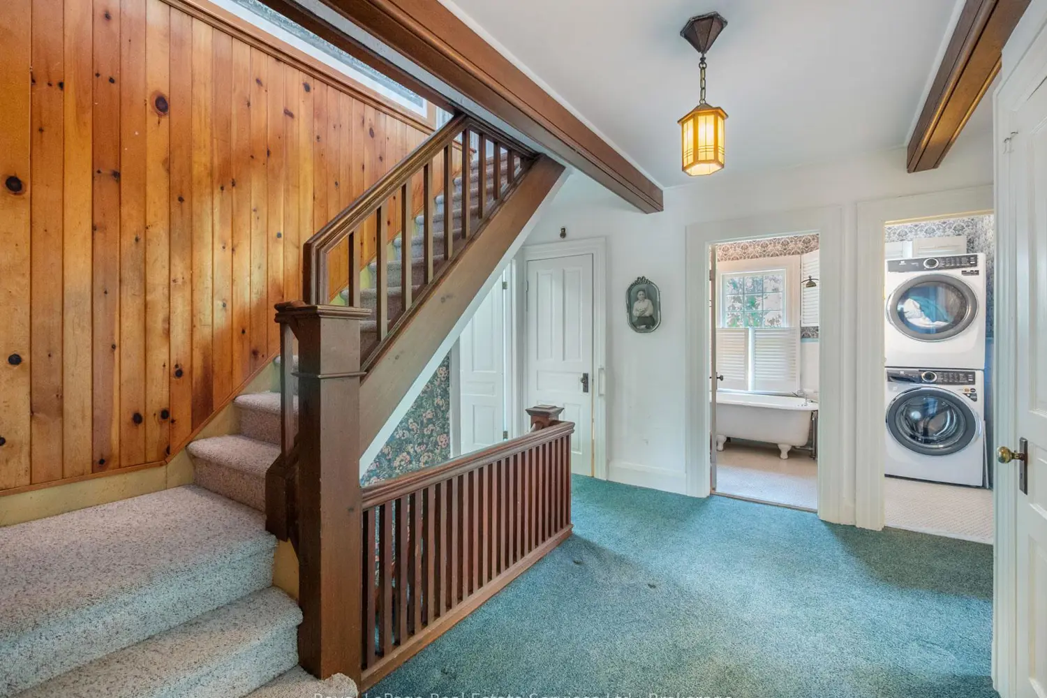 Additional image 8 of 3175 Lakeshore Road