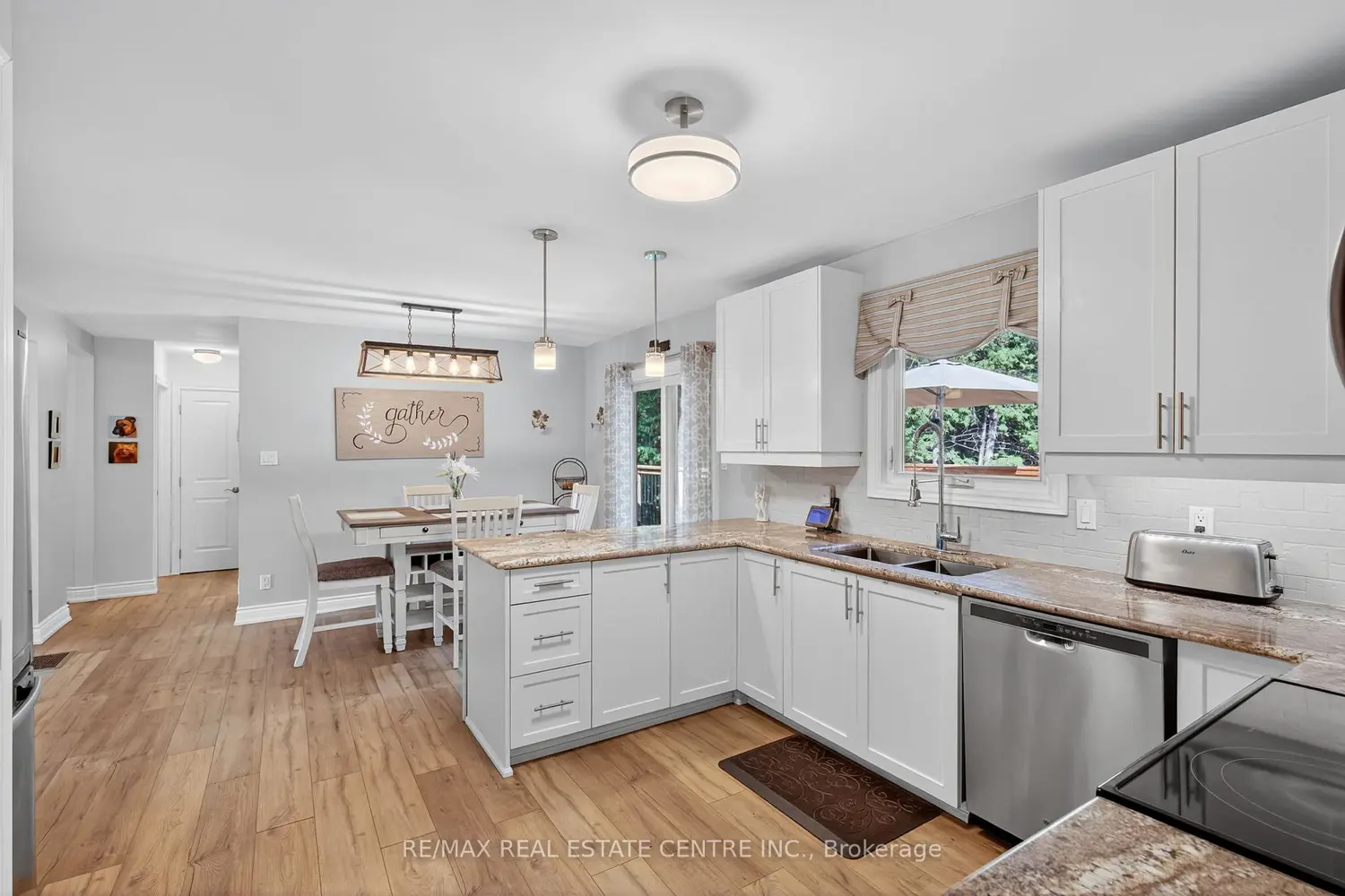 Additional image 5 of 16 Cedar Lane