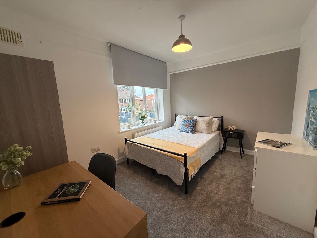 Additional image 5 of 6 bed semi-detached house to rentRanworth Road, Norwich NR5