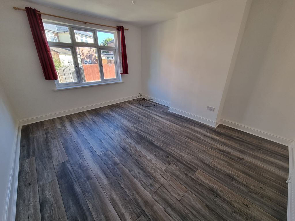 Additional image 9 of 3 bed semi-detached house to rentBraunstone Avenue, Leicester LE3