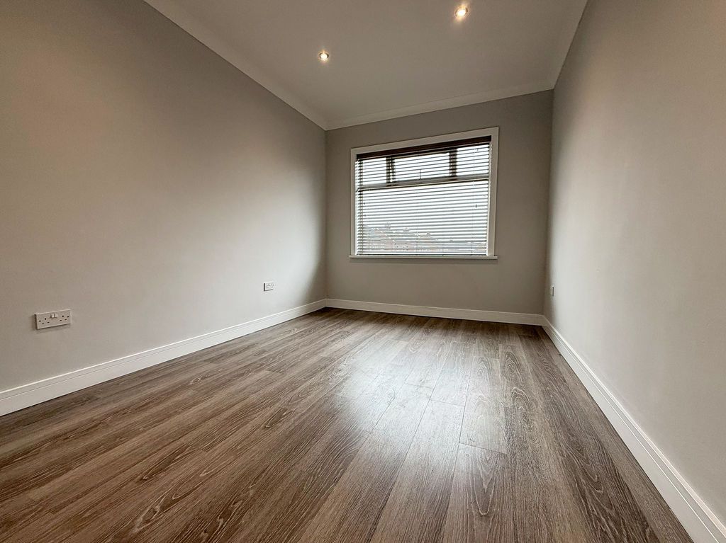 Additional image 6 of 2 bed flat to rentWarwick Road, Scunthorpe DN16