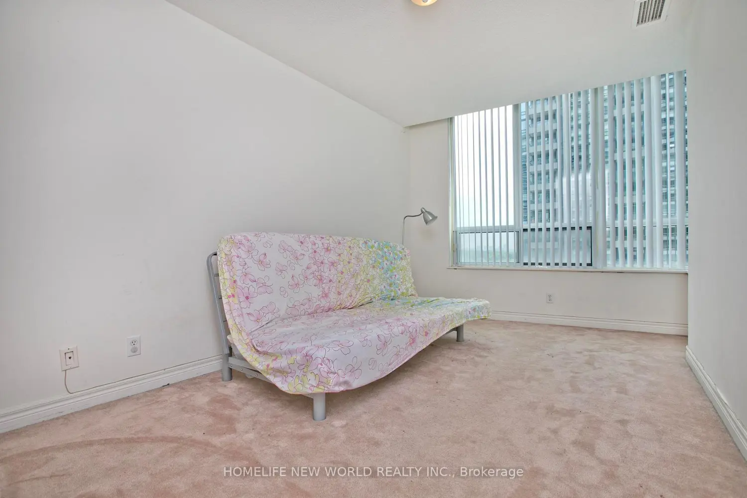 Additional image 18 of 23 Hollywood Avenue 1506
