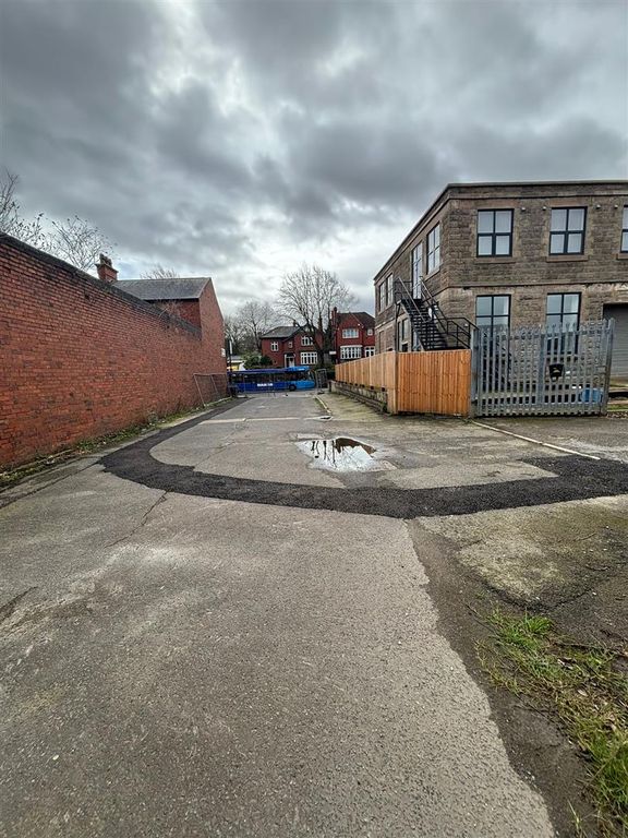 Additional image 22 of 25 bed block of flats to rentSedgley Road West, Tipton DY4