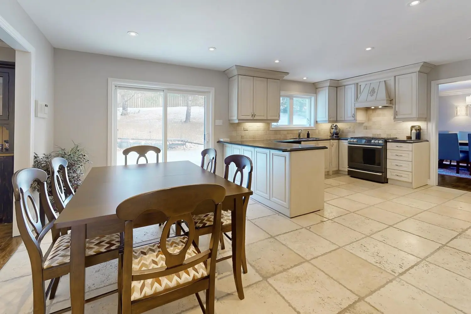 Additional image 6 of 544 Woodland Acres Crescent