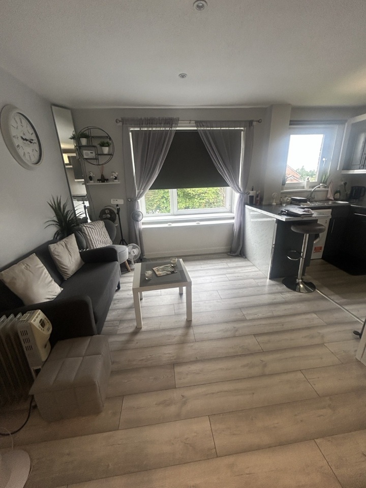 Additional image 4 of Studio Flat, Glenbuck Avenue, G33, N1 7GU