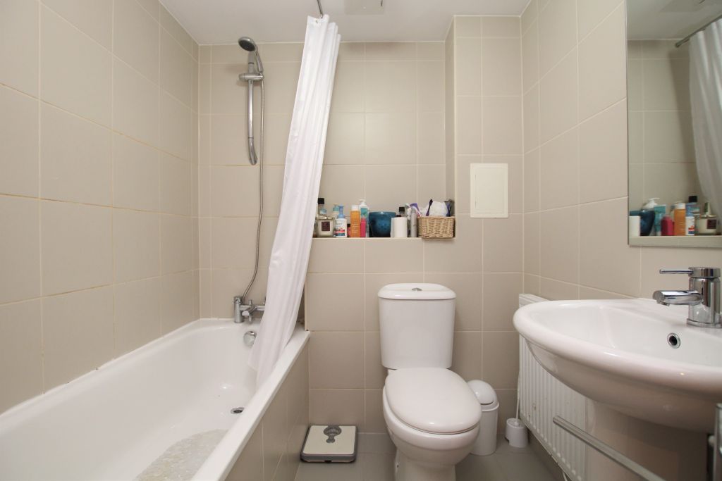 Additional image 10 of 4 bed terraced house to rentLochburn Gardens, Glasgow G20