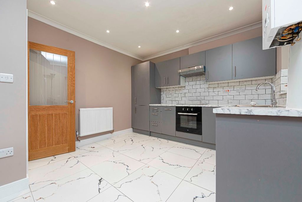 Additional image 6 of 2 bed terraced house to rentPritchard Street, Treharris CF46
