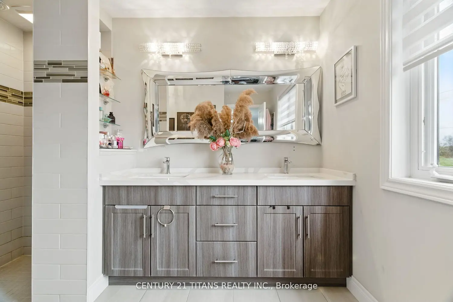 Additional image 19 of 2 Sparrow Crescent