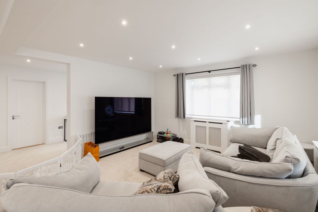 Additional image 7 of 3 bed detached bungalow to rentLa Rue Du Pont Marquet, St. Brelade, Jersey JE3