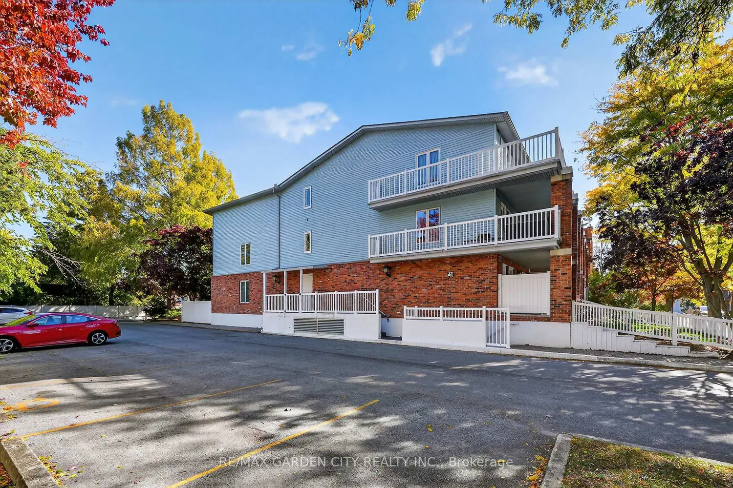 Additional image 13 of 70 Main Street 201