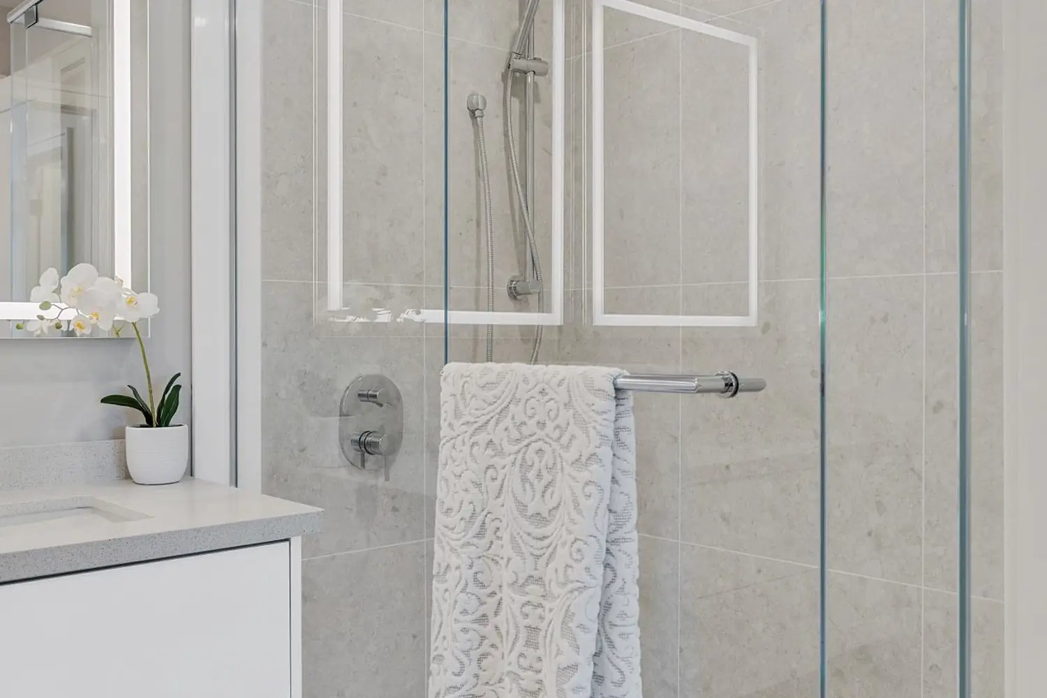 Additional image 8 of 32 Brunel Road 102