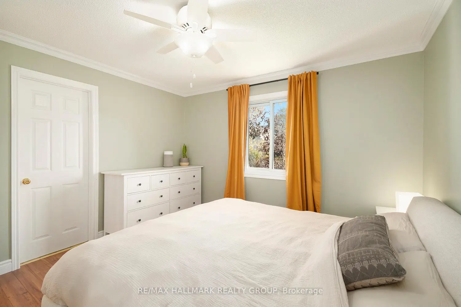 Additional image 10 of 849 Laval Street