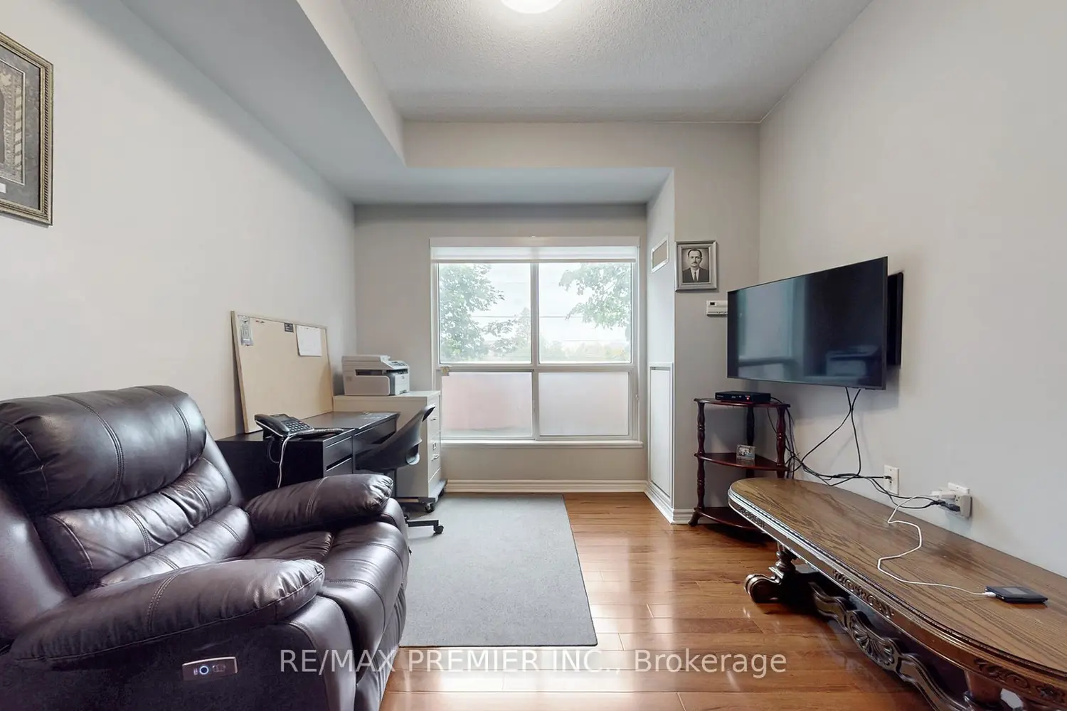 Additional image 7 of 810 Scollard Court 204