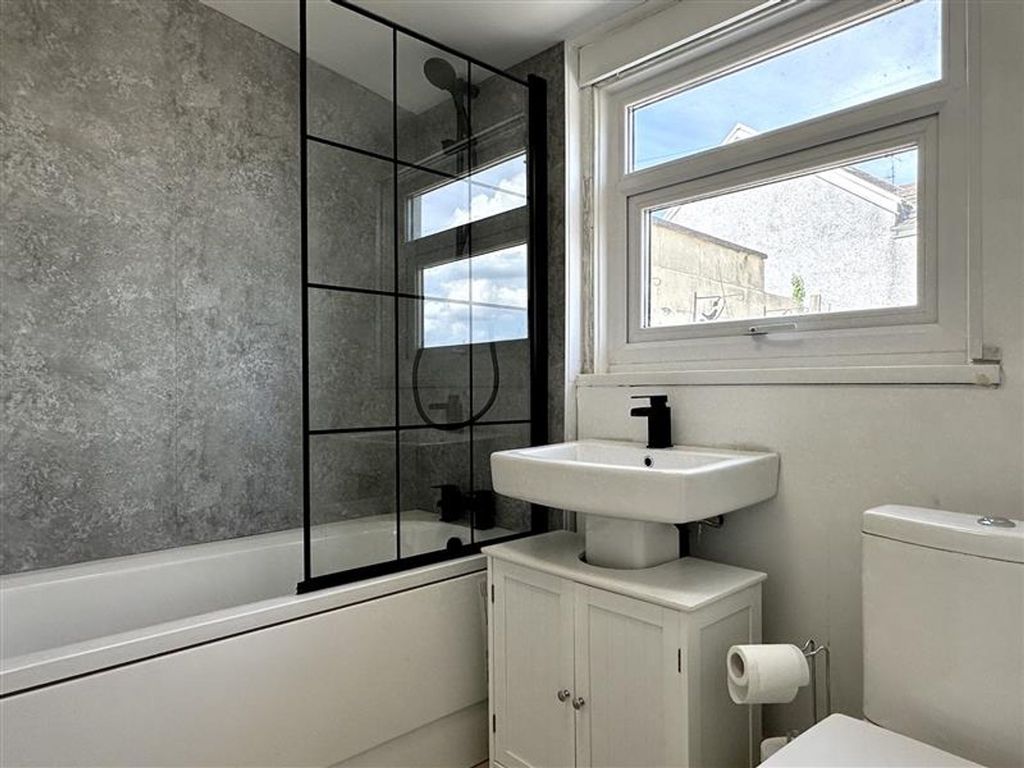 Additional image 3 of 3 bed terraced house to rentGeorge Street, Neath SA11