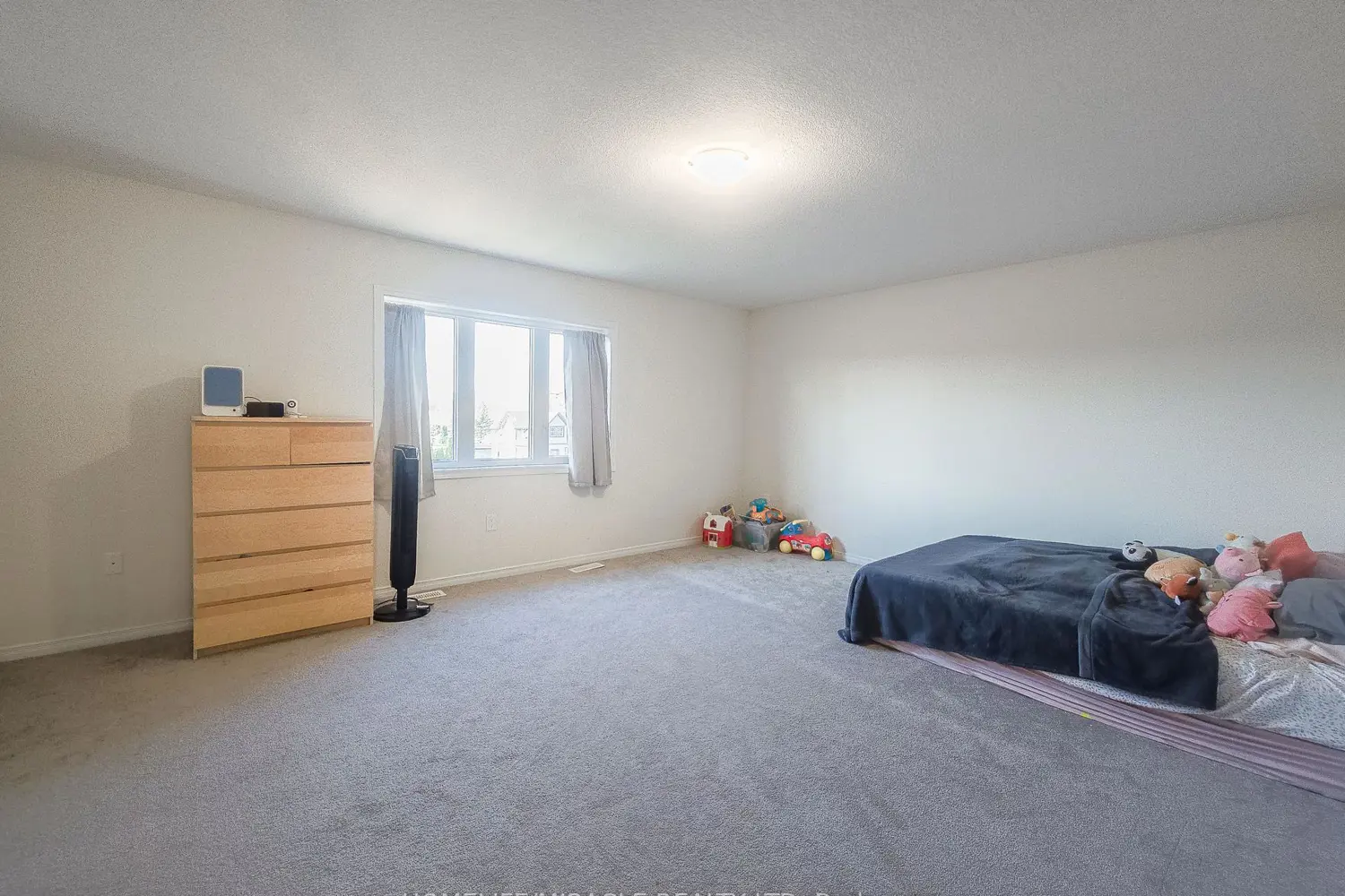 Additional image 10 of 48 Esther Crescent