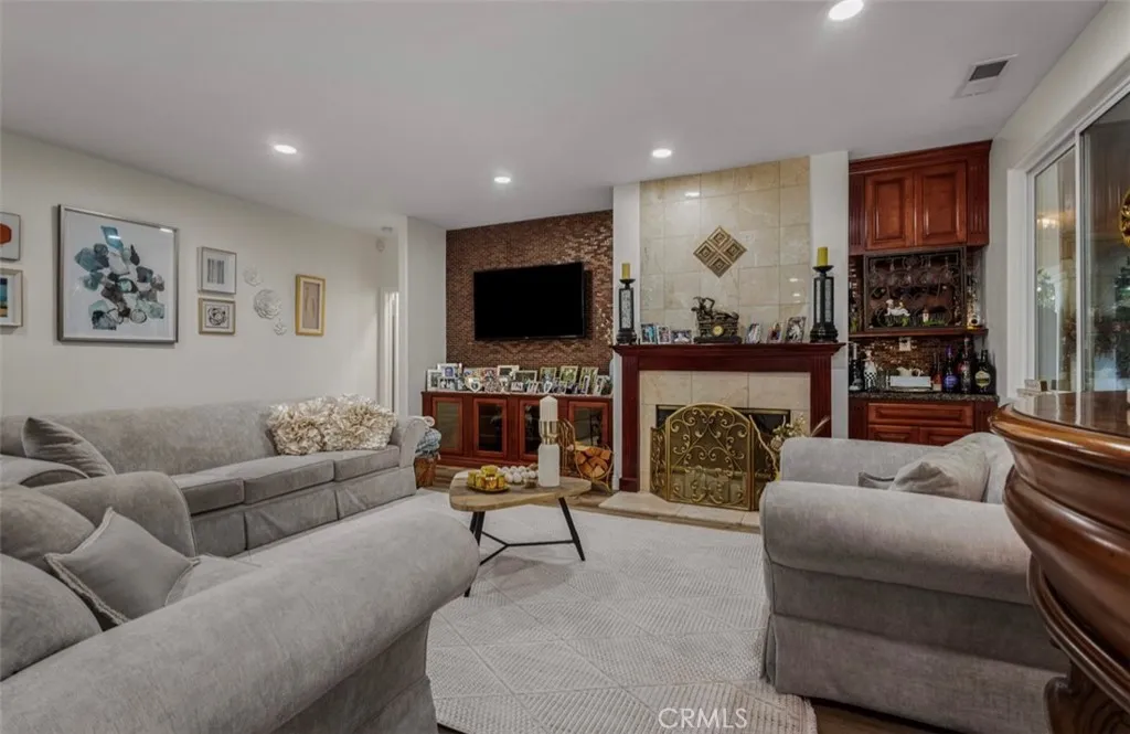 Additional image 28 of 106 E 36th St, Long Beach, CA 90807