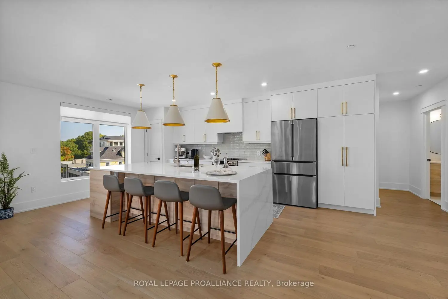 17 Cleave Avenue 409 photo 5
