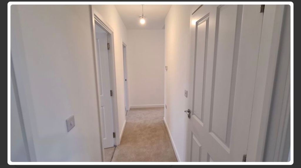 Additional image 3 of 2 bed flat to rentWaterfield Close, Peterborough PE3